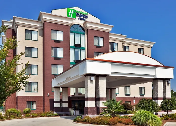 Holiday Inn Express Hotel & Suites Birmingham - Inverness 280 By Ihg